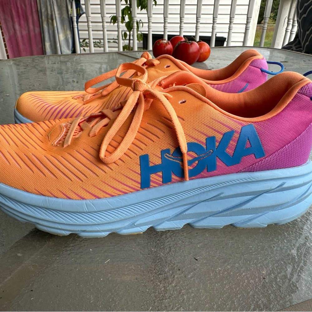 Hoka Ricon 3 womens size 9